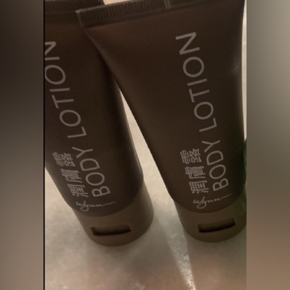2 x NEW unused bottles of Wynn Lotion
